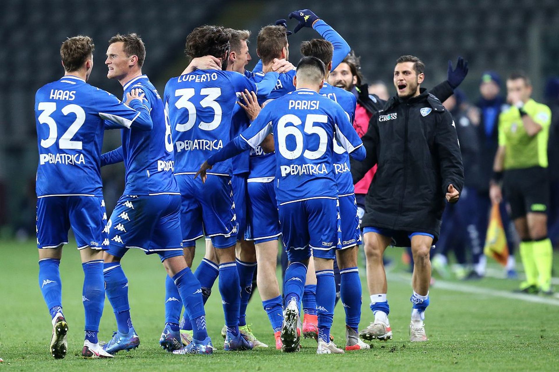 他们邀请了 他们邀请了